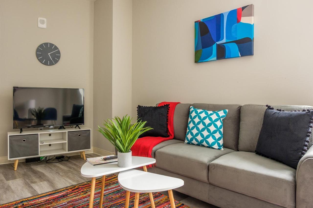 Frontdesk Athlon Apts Downtown Cleveland Lejlighed Værelse billede