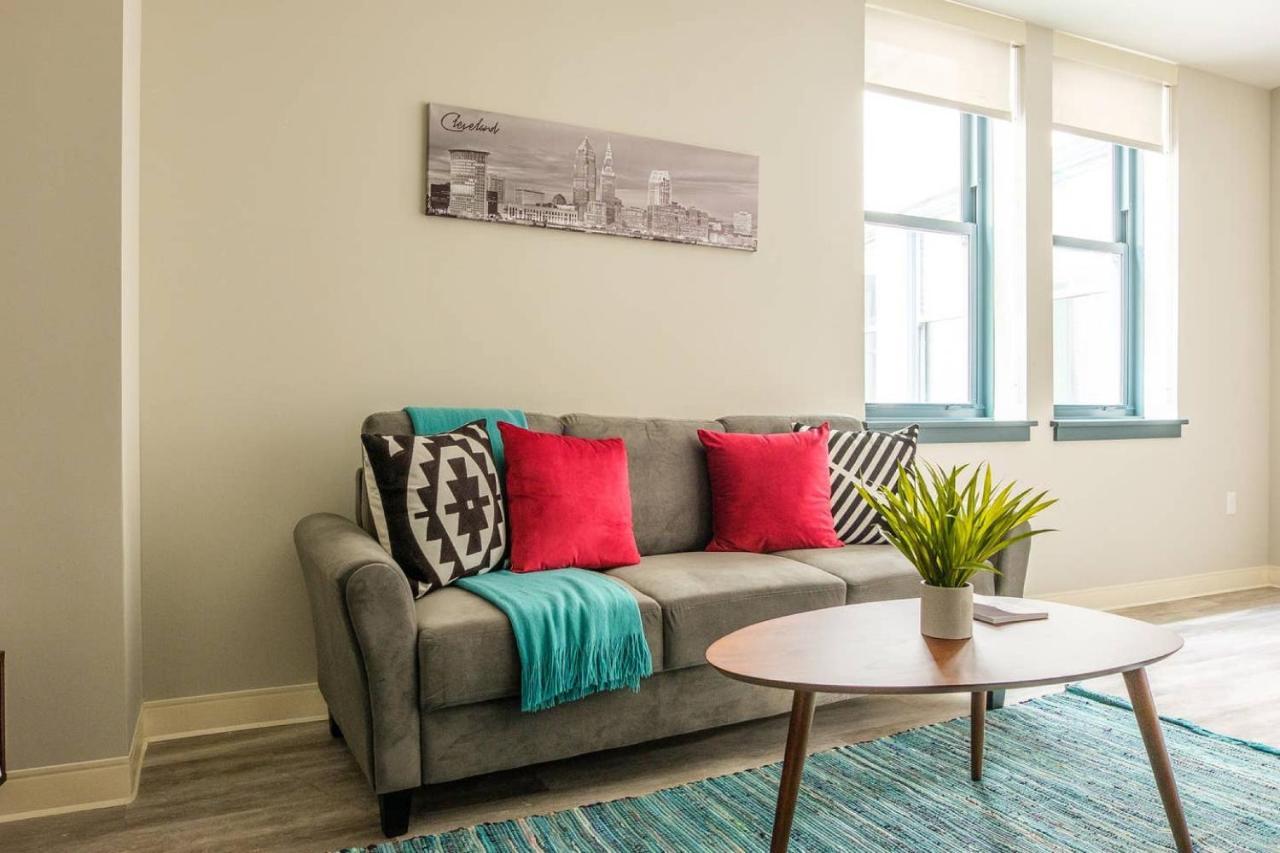 Frontdesk Athlon Apts Downtown Cleveland Lejlighed Eksteriør billede